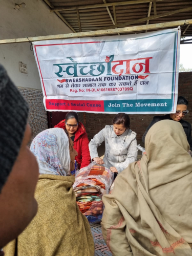 Blankets Distribution